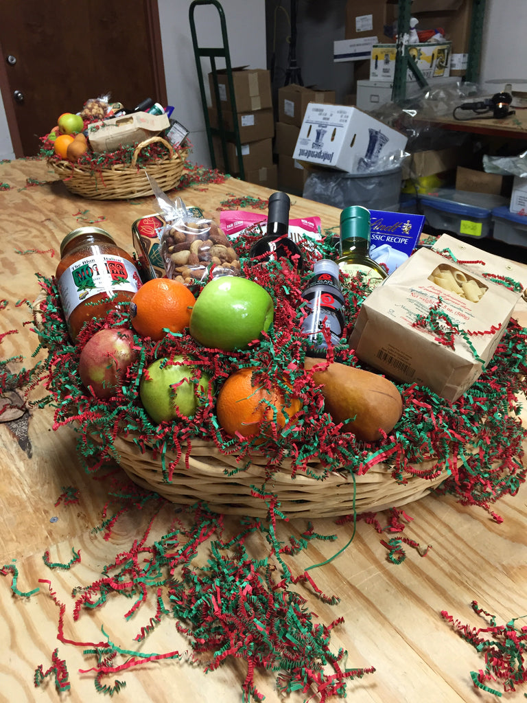 Holiday Fun At Miles Market In Solon!